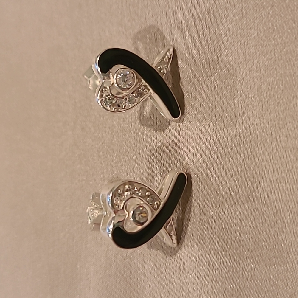 Sterling silver cubic zirconia heart black ribbon design earrings - Picture 6 of 8